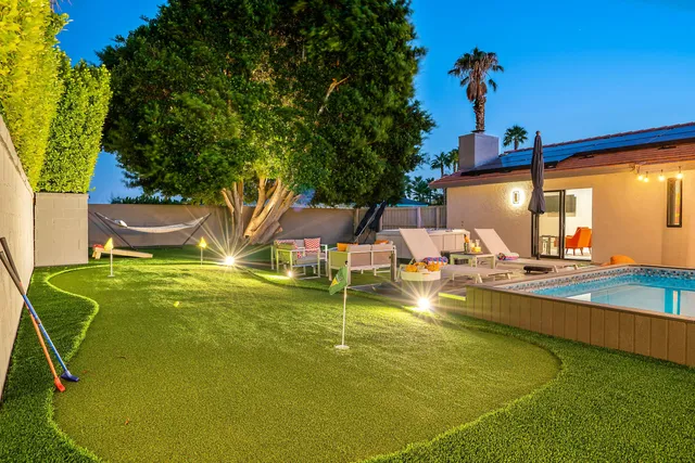 $3,950 | 2222 East Via Escuela, Palm Springs, CA 92262