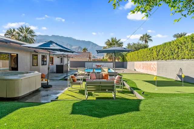 $3,950 | 2222 East Via Escuela, Palm Springs, CA 92262