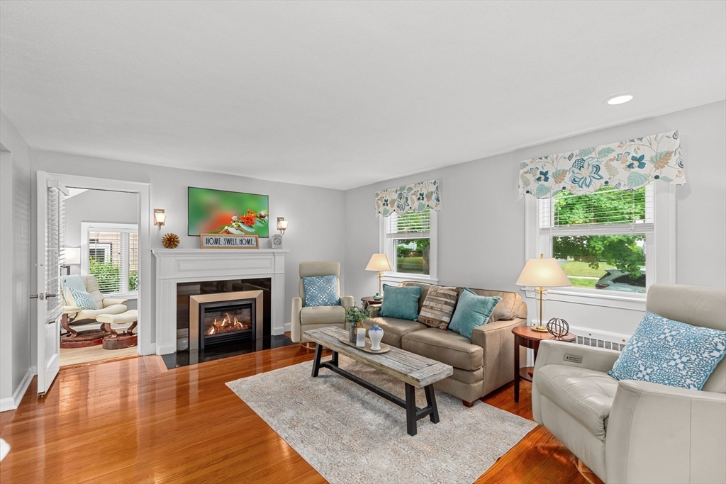 45 Hurlcroft Road Milton, MA 02186 - Photo 1 of 27 Gallery Image 1