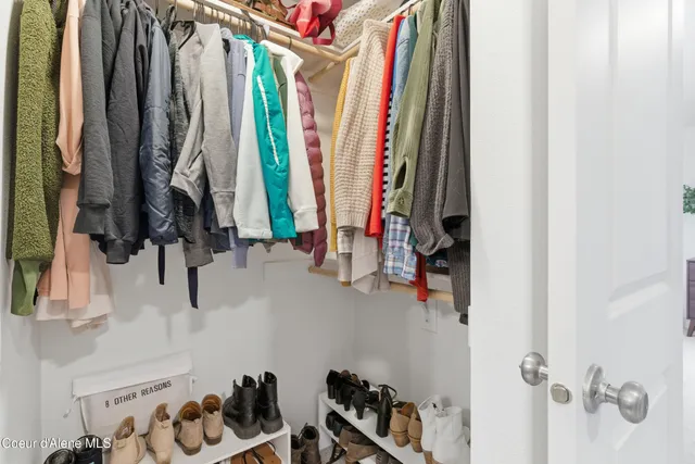 $490,000 | 16161 North Hadley Loop, Rathdrum, ID 83858