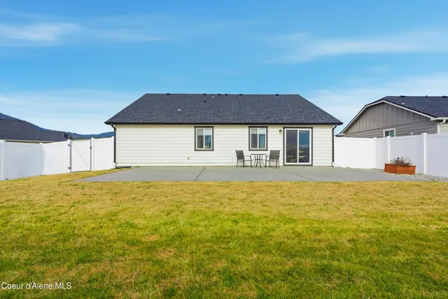 $490,000 | 16161 North Hadley Loop, Rathdrum, ID 83858
