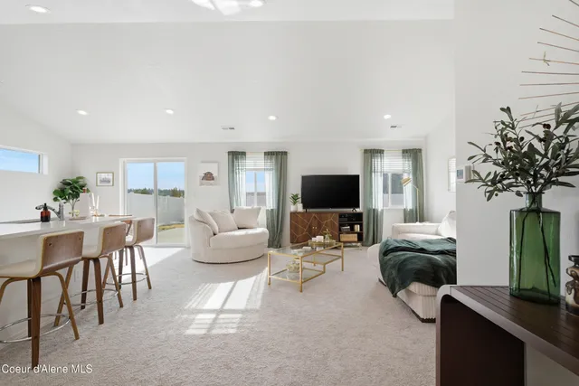 $490,000 | 16161 North Hadley Loop, Rathdrum, ID 83858