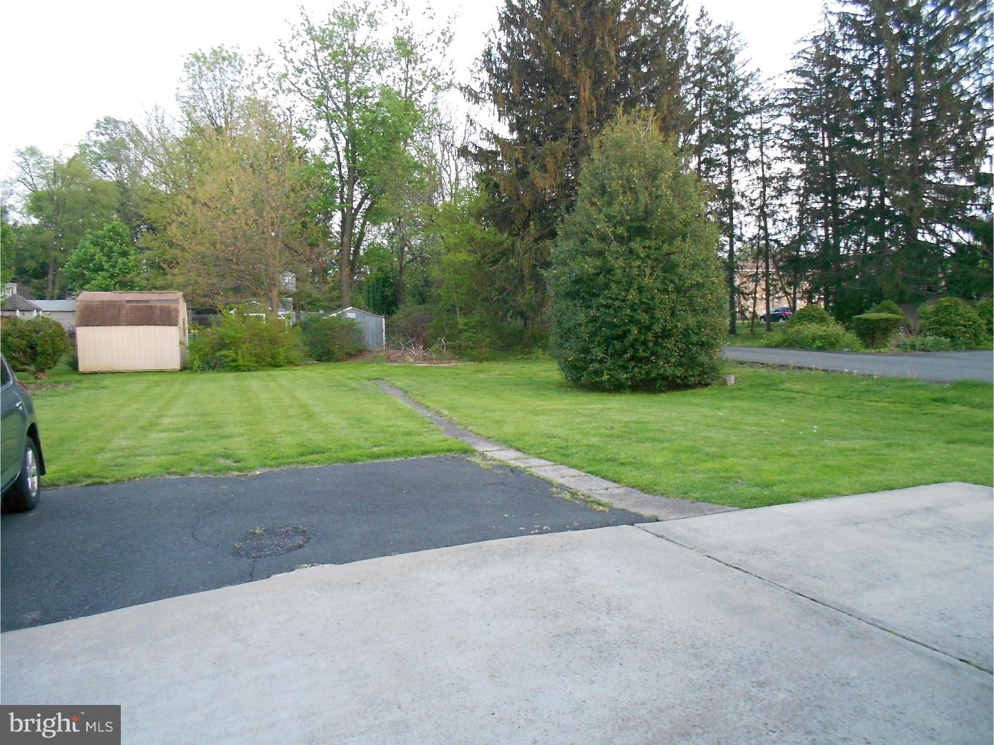 45 West Upper Ferry Road Ewing, NJ 08628 - Photo 10 of 22 View