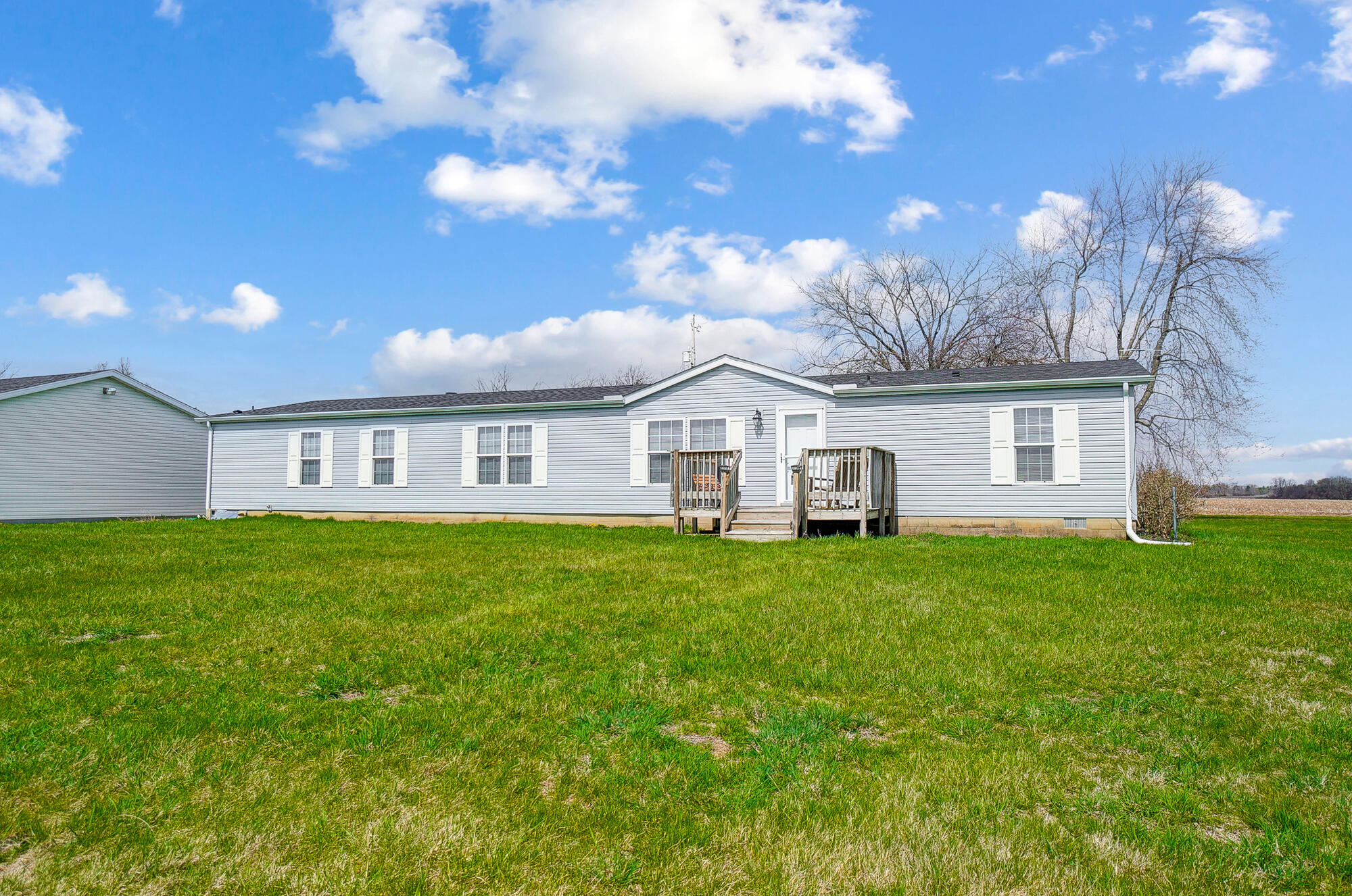 6766 Garlough Road Springfield, OH 45502 - Photo 4 of 56