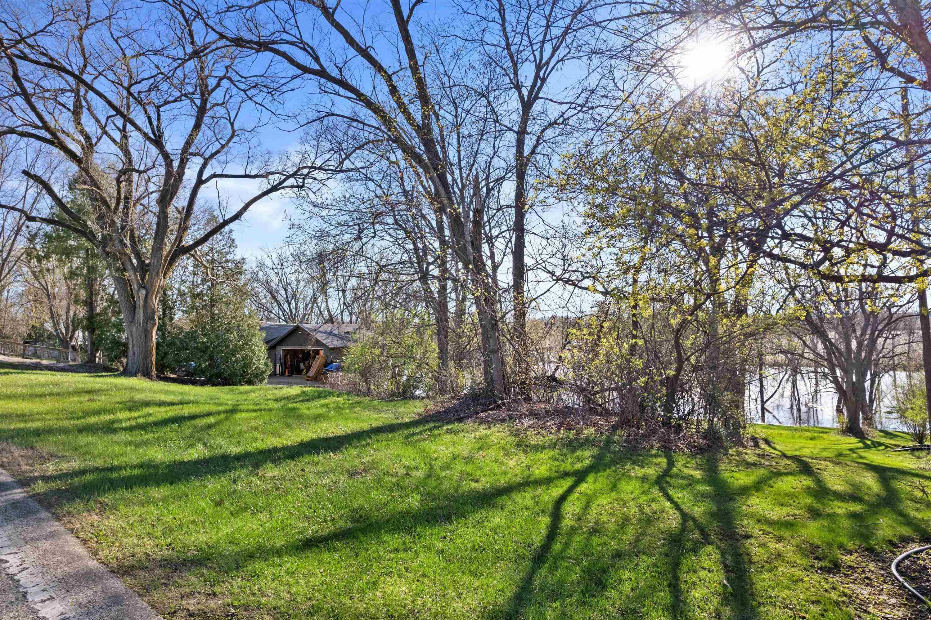 1734 Jefferson Road Watertown, WI 53094 - Photo 3 of 13