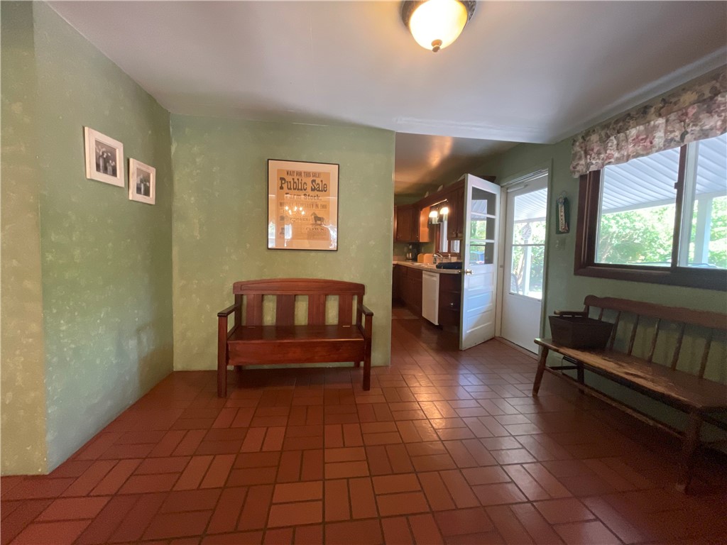 114 State Street Seneca Falls, NY 13148 - Photo 13 of 28