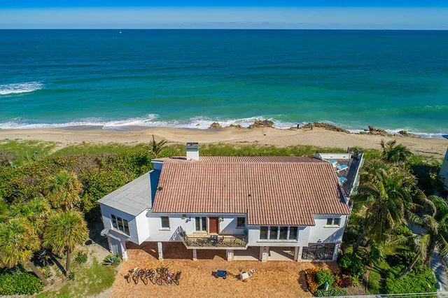 $4,900,000 | 23 Northeast MacArthur Boulevard, Stuart, FL 34996