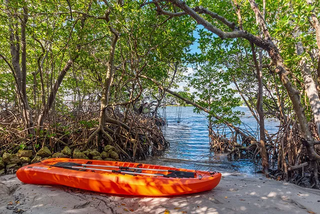 $4,900,000 | 23 Northeast MacArthur Boulevard, Stuart, FL 34996