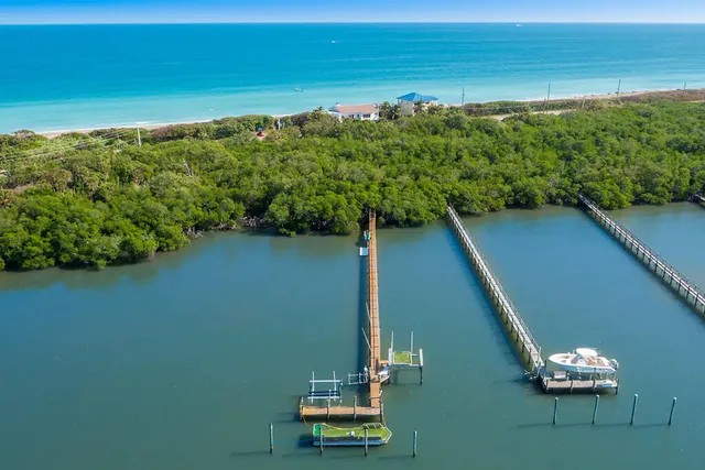 $4,900,000 | 23 Northeast MacArthur Boulevard, Stuart, FL 34996