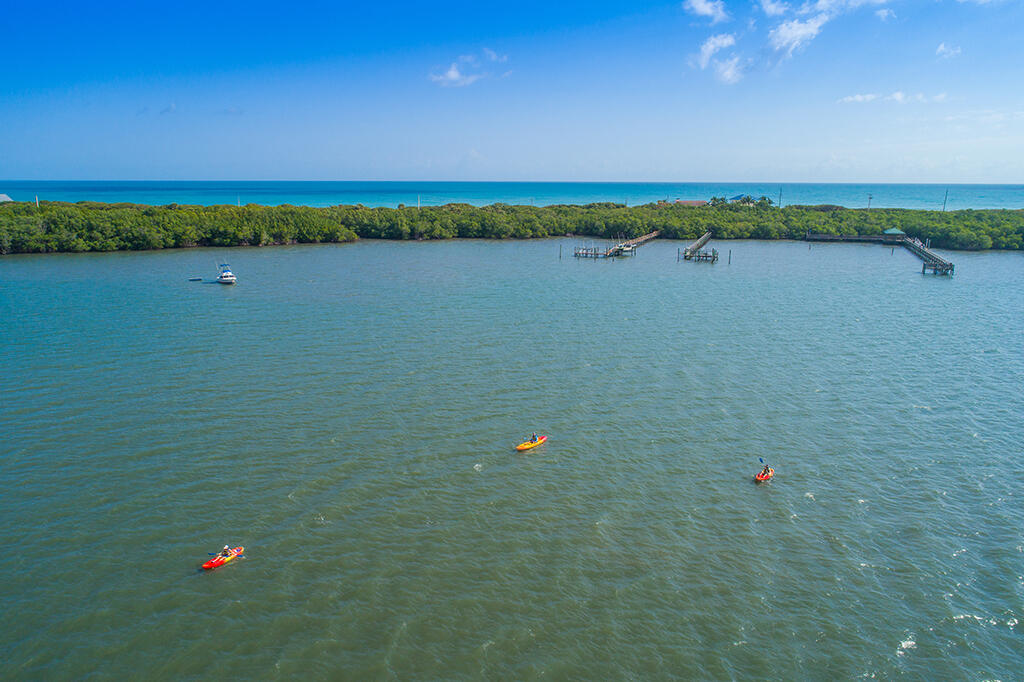 23 Northeast MacArthur Boulevard Stuart, FL 34996 - Photo 17 of 115 103