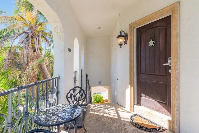 $4,900,000 | 23 Northeast MacArthur Boulevard, Stuart, FL 34996