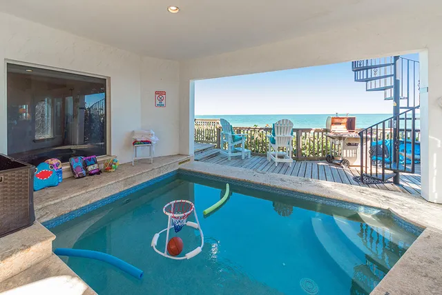 $4,900,000 | 23 Northeast MacArthur Boulevard, Stuart, FL 34996