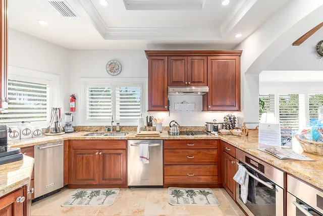 $4,900,000 | 23 Northeast MacArthur Boulevard, Stuart, FL 34996