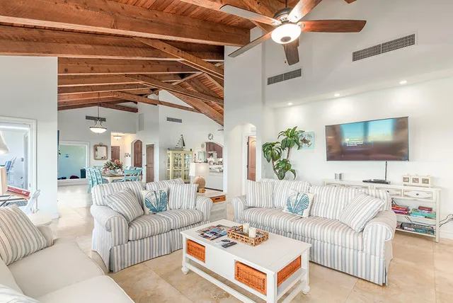 $4,900,000 | 23 Northeast MacArthur Boulevard, Stuart, FL 34996