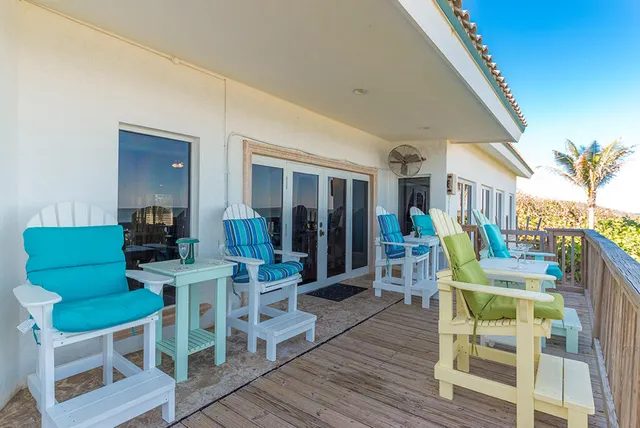 $4,900,000 | 23 Northeast MacArthur Boulevard, Stuart, FL 34996