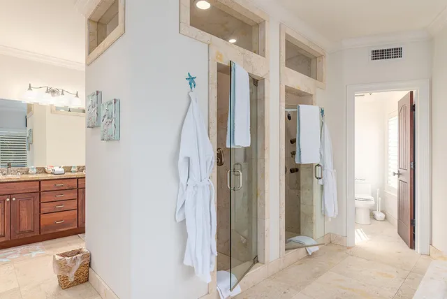 $4,900,000 | 23 Northeast MacArthur Boulevard, Stuart, FL 34996