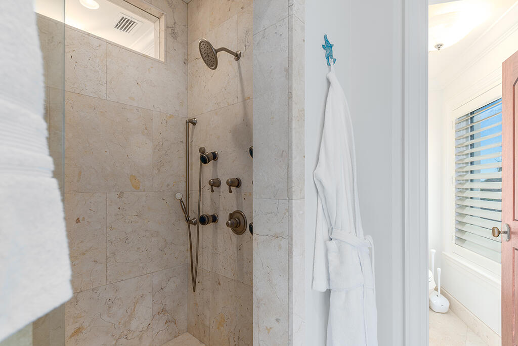 23 Northeast MacArthur Boulevard Stuart, FL 34996 - Photo 60 of 115 070