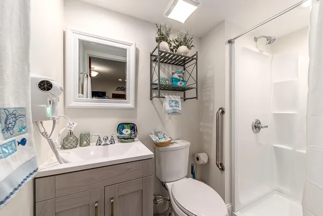 $4,900,000 | 23 Northeast MacArthur Boulevard, Stuart, FL 34996