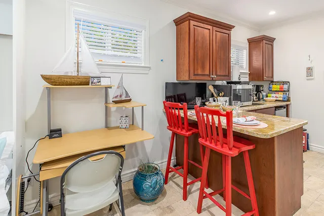 $4,900,000 | 23 Northeast MacArthur Boulevard, Stuart, FL 34996