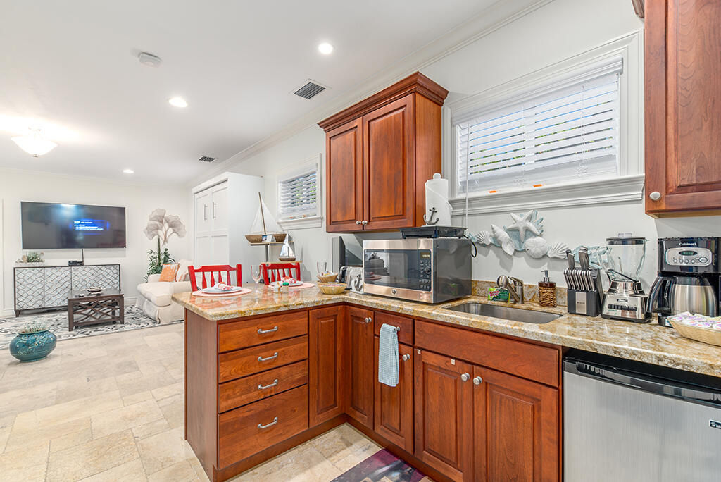 23 Northeast MacArthur Boulevard Stuart, FL 34996 - Photo 82 of 115 024