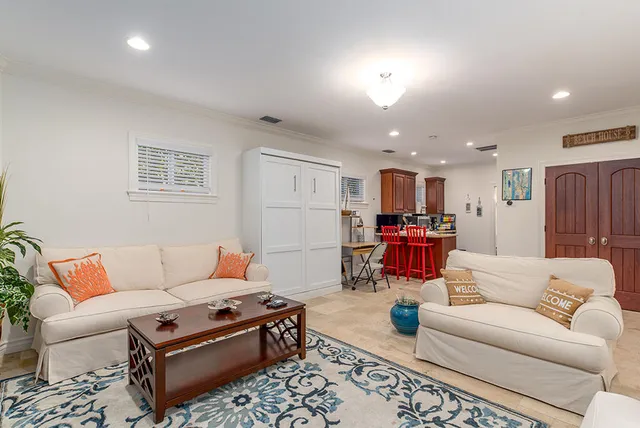 $4,900,000 | 23 Northeast MacArthur Boulevard, Stuart, FL 34996