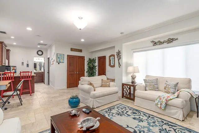 $4,900,000 | 23 Northeast MacArthur Boulevard, Stuart, FL 34996