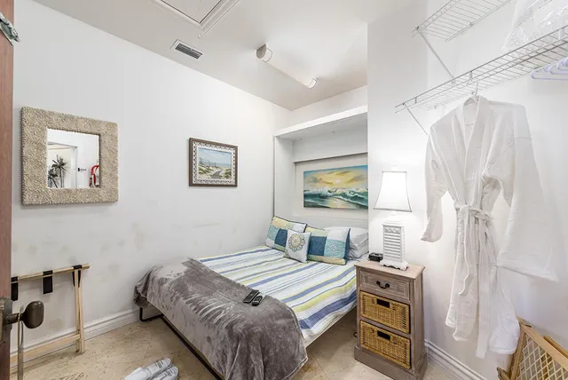 $4,900,000 | 23 Northeast MacArthur Boulevard, Stuart, FL 34996