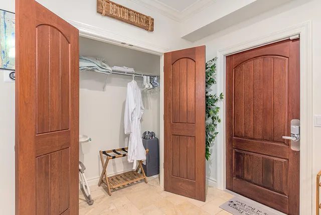 $4,900,000 | 23 Northeast MacArthur Boulevard, Stuart, FL 34996