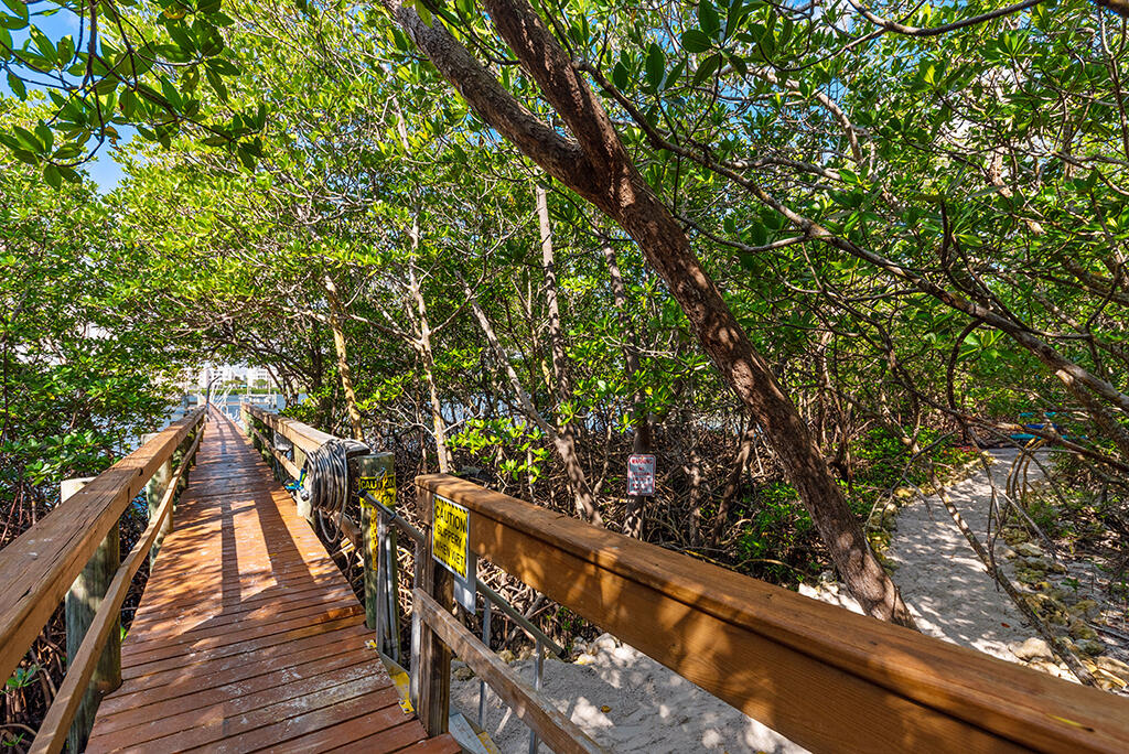 23 Northeast MacArthur Boulevard Stuart, FL 34996 - Photo 99 of 115 108