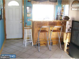 451 Colonial Road Bellmawr, NJ 08031 - Photo 4 of 10 Bonus Room