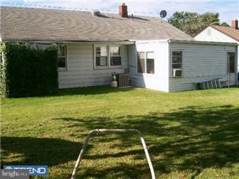 451 Colonial Road Bellmawr, NJ 08031 - Photo 9 of 10 Exterior Back