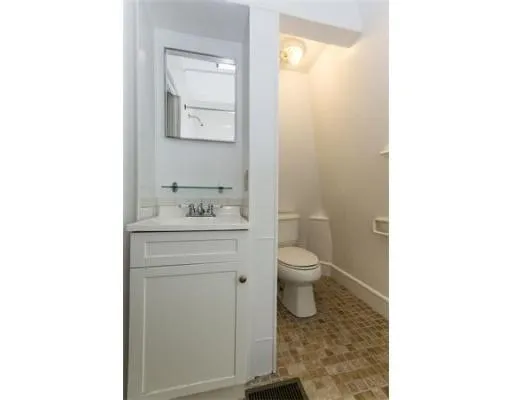 $2,400 | 31 Eastburn Street, Boston, MA 02135