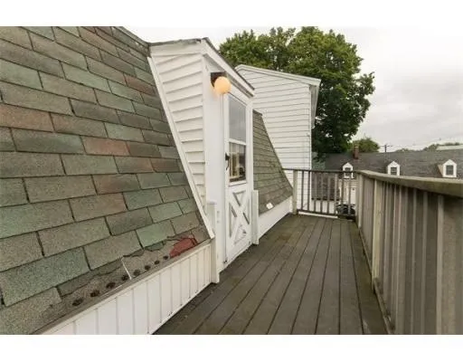 $2,400 | 31 Eastburn Street, Boston, MA 02135