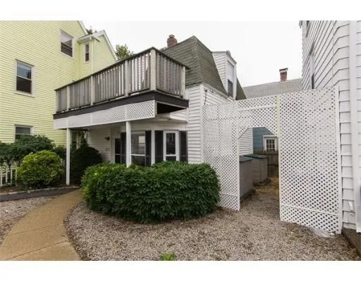 $2,400 | 31 Eastburn Street, Boston, MA 02135