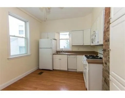 $2,400 | 31 Eastburn Street, Boston, MA 02135