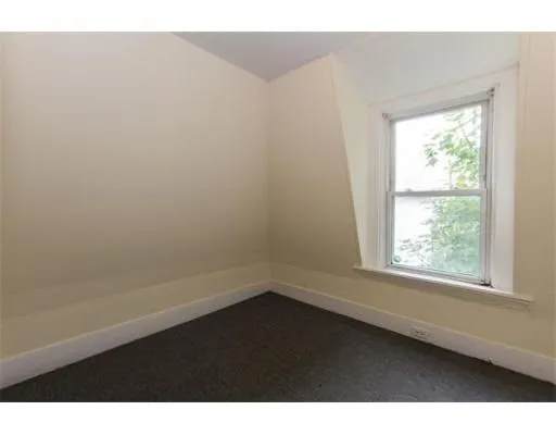 $2,400 | 31 Eastburn Street, Boston, MA 02135