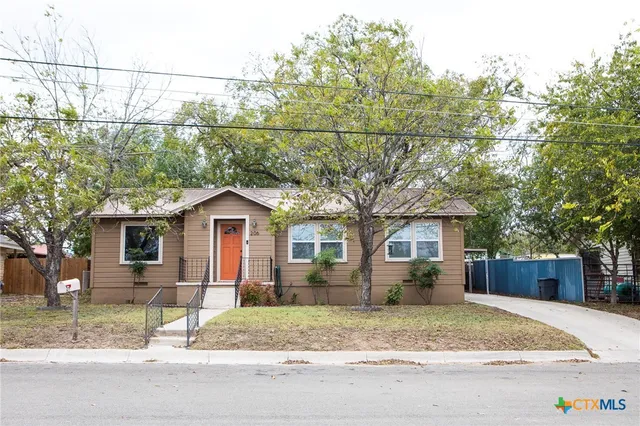 a view of a house with a outdoor space