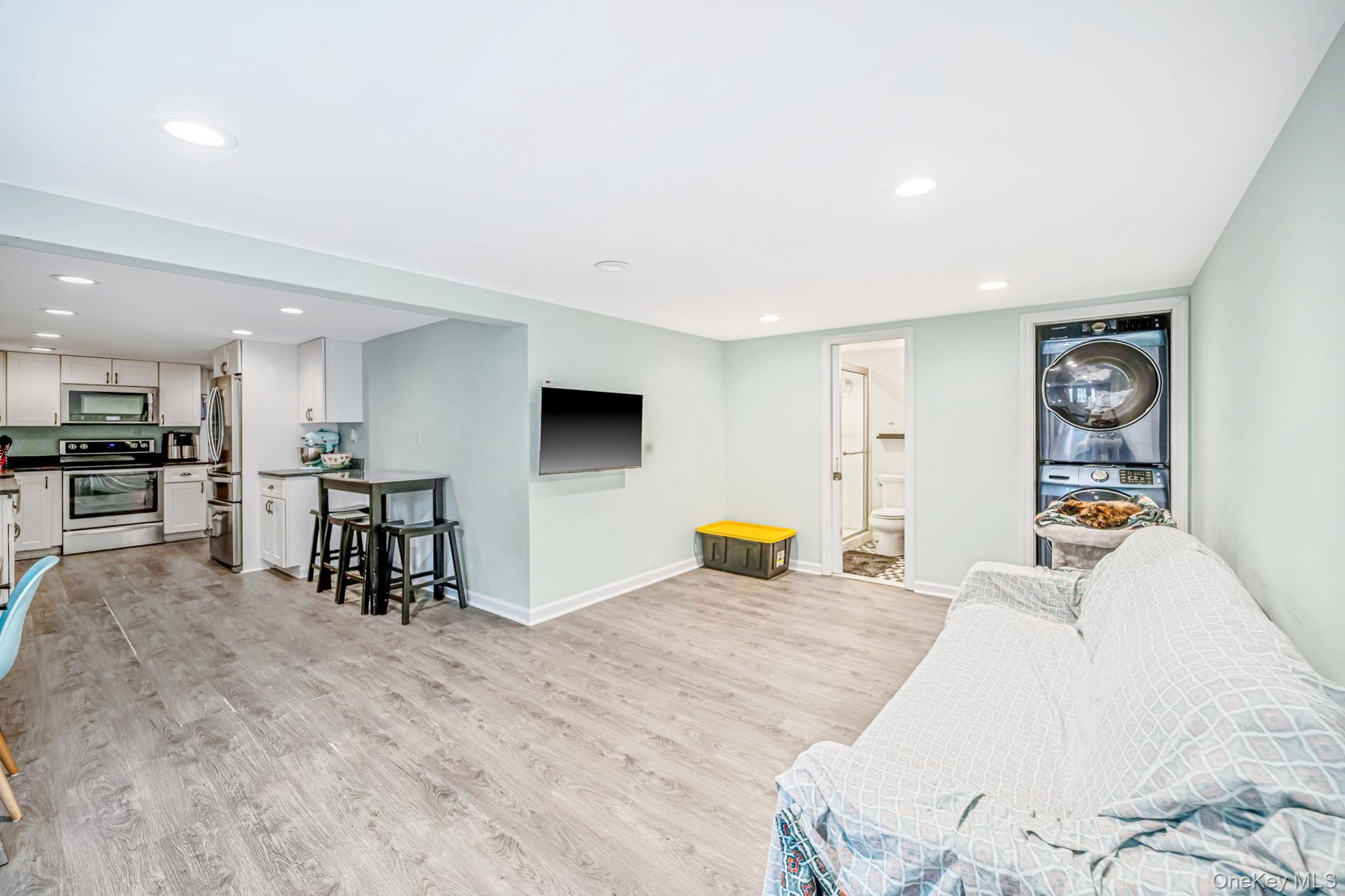 25 Rosedale Road Sound Beach, NY 11789 - Photo 23 of 27 Gallery Image 23