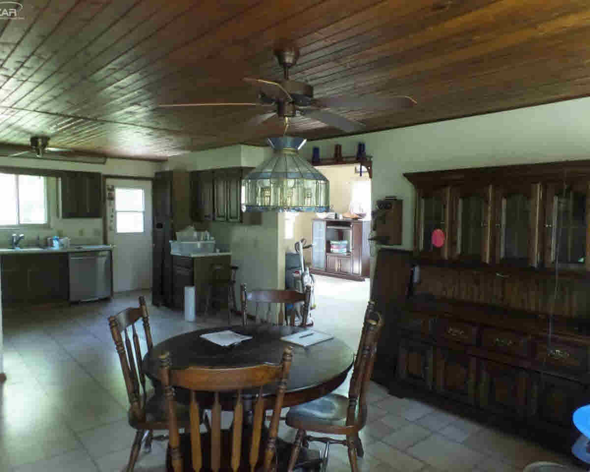 7401 Rathbun Road Birch Run, MI 48415 - Photo 17 of 31 21310627-16.JPG