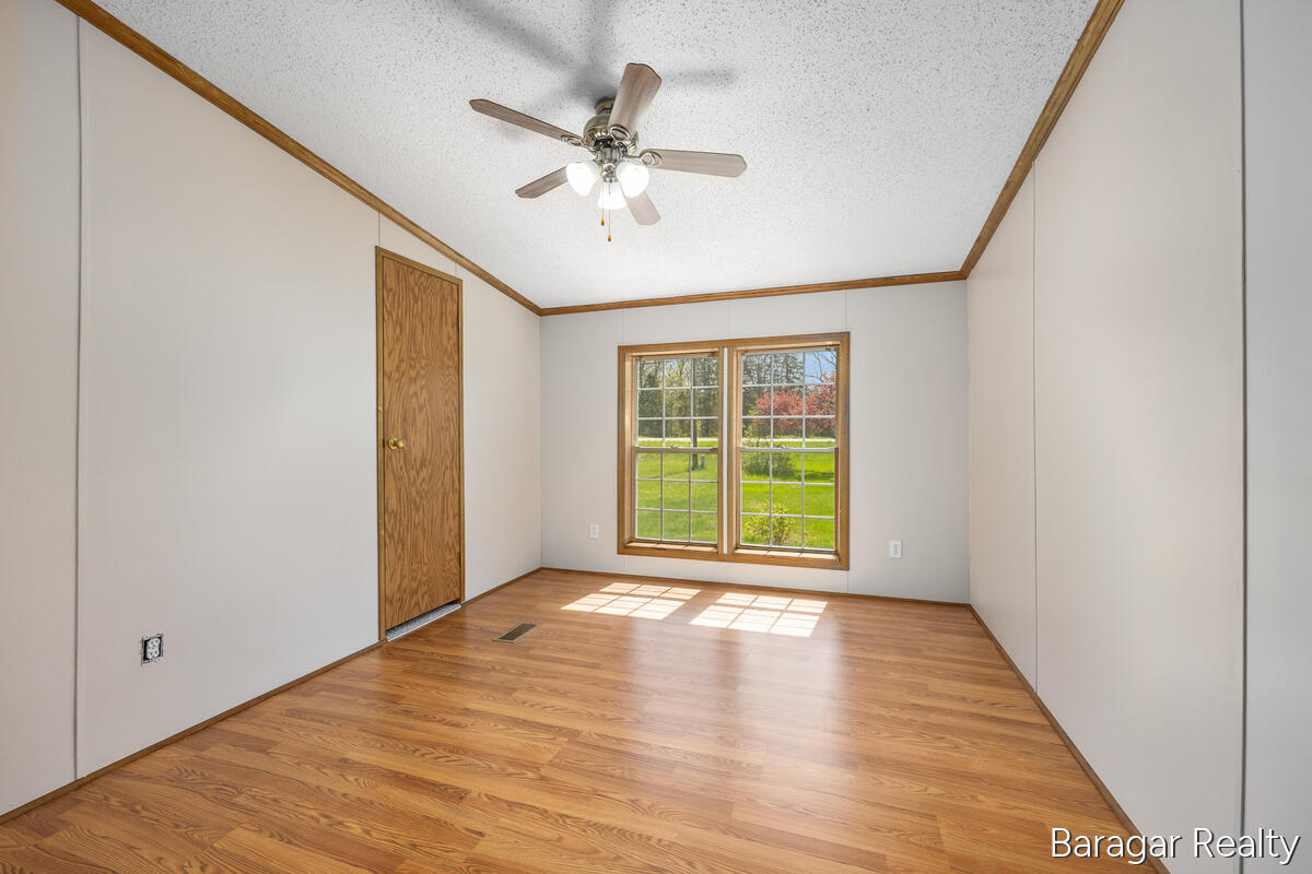 8965 Holton Road Holton, MI 49425 - Photo 14 of 19 IMG_2193