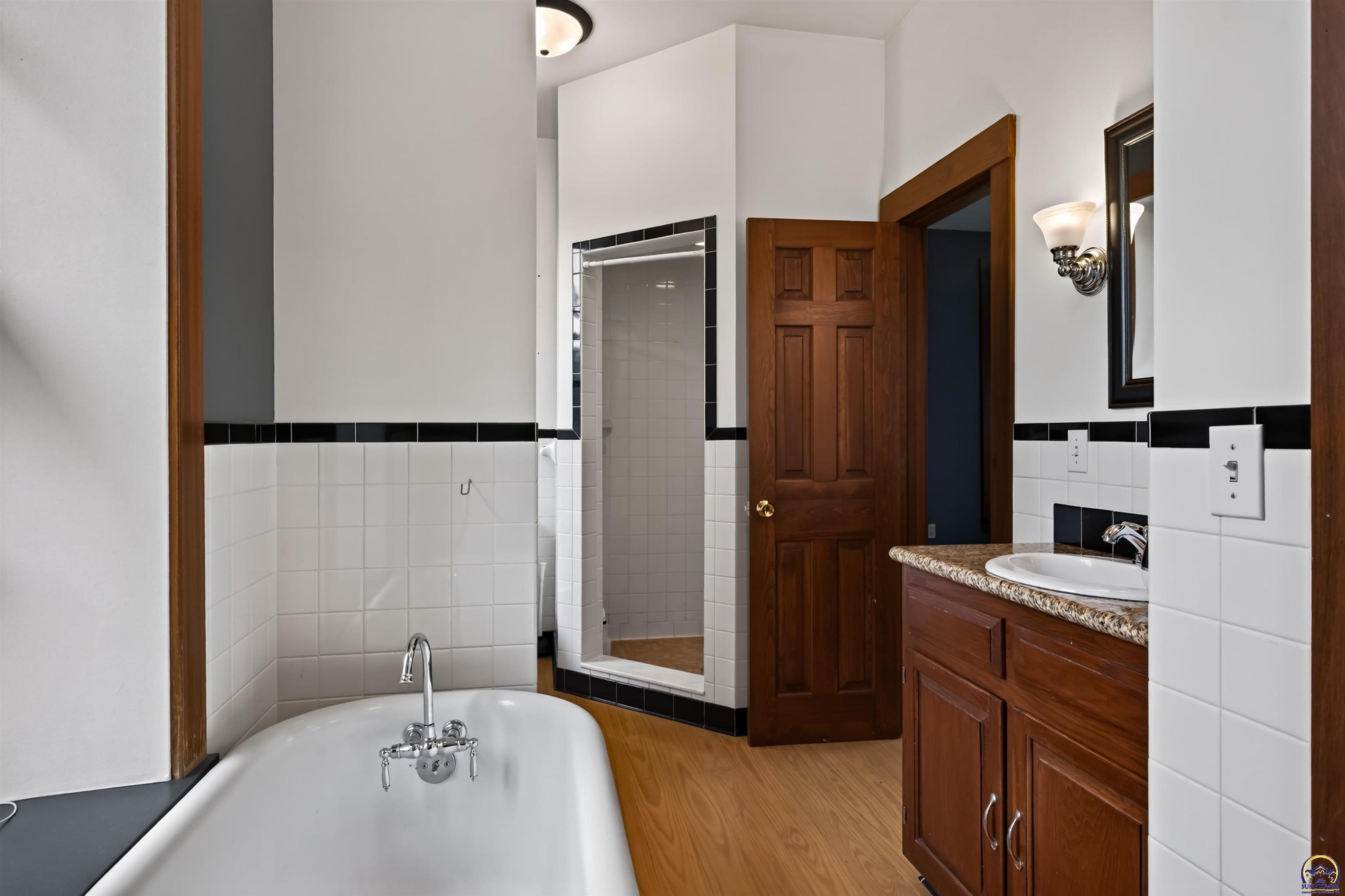 10050 Southwest Jordan Road Wakarusa, KS 66546 - Photo 20 of 53 Gallery Image 20