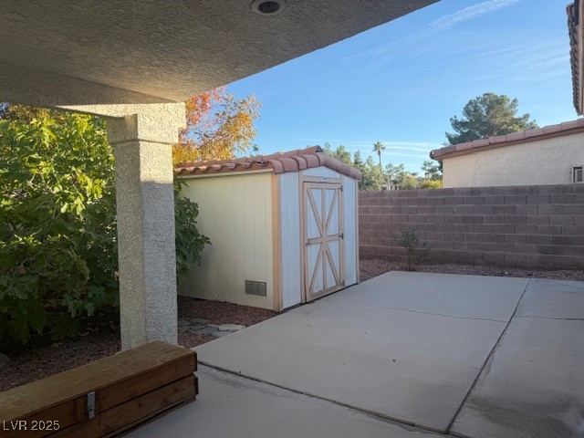 740 Rocky Trail Road Henderson, NV 89014 - Photo 6 of 36 Storage Shed