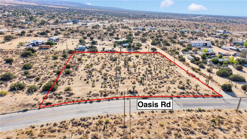 875 Locust Road Pinon Hills, CA 92372 - Photo 2 of 10