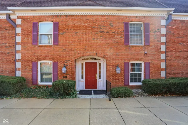 $300,000 | 2608 East 2nd Street, Unit C, Bloomington, IN 47401