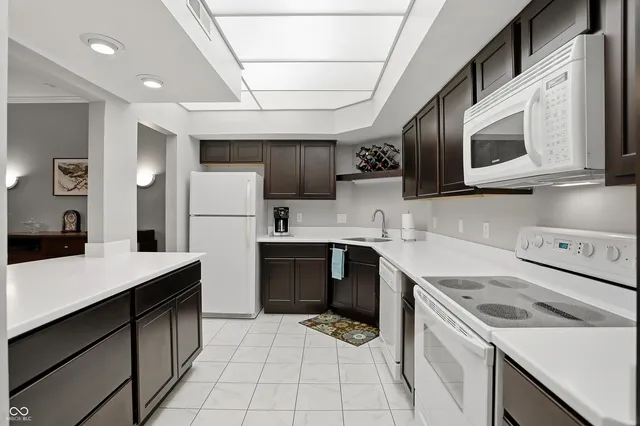 $300,000 | 2608 East 2nd Street, Unit C, Bloomington, IN 47401