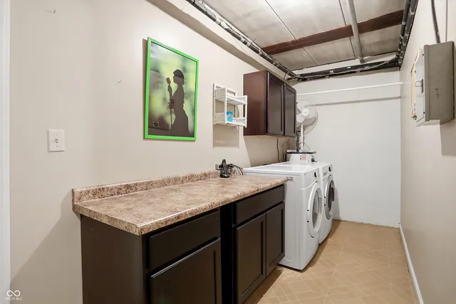 $300,000 | 2608 East 2nd Street, Unit C, Bloomington, IN 47401