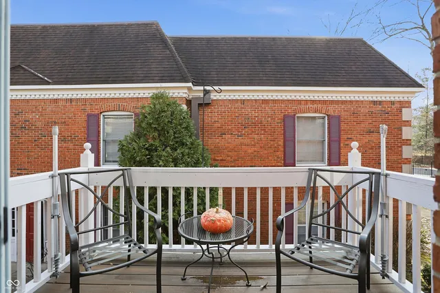 $300,000 | 2608 East 2nd Street, Unit C, Bloomington, IN 47401