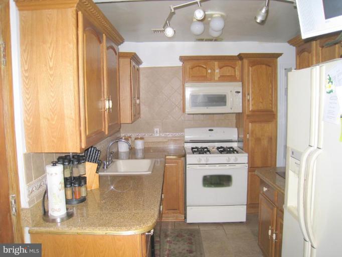 8903 Kimes Street Silver Spring, MD 20901 - Photo 2 of 6 Kitchen