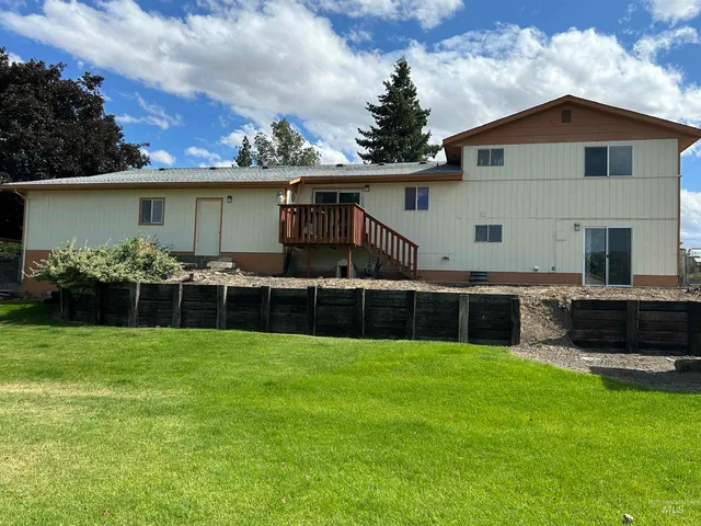 $380,000 | 2334 Charnita Drive, Clarkston, WA 99403