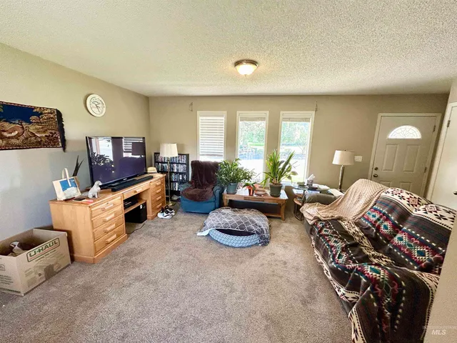 $380,000 | 2334 Charnita Drive, Clarkston, WA 99403